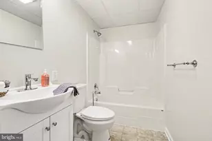 466 Main St, Harrisburg, PA 17113 - Photo 17