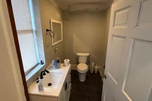1715 Green St, Harrisburg, PA 17102 - Photo 15