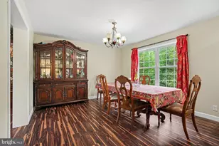 725 Lindenwood Ln, Harrisburg, PA 17113 - Photo 9