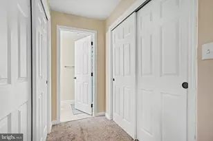 725 Lindenwood Ln, Harrisburg, PA 17113 - Photo 13