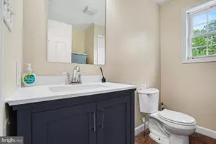 725 Lindenwood Ln, Harrisburg, PA 17113 - Photo 23