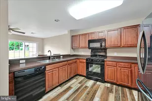 235 Thrush Dr, Hummelstown, PA 17036 - Photo 7