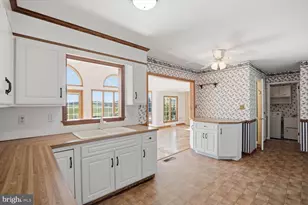 387 Yorktown Rd, Hershey, PA 17033 - Photo 11