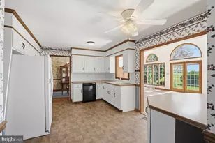 387 Yorktown Rd, Hershey, PA 17033 - Photo 13