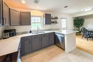 320 Woodland View Ct, Harrisburg, PA 17110 - Photo 11