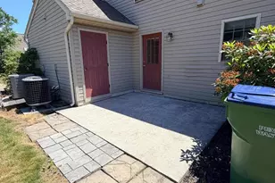 320 Woodland View Ct, Harrisburg, PA 17110 - Photo 5