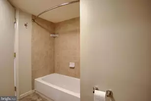 4 Oakleigh Ave, Harrisburg, PA 17111 - Photo 35