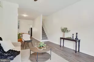 338 Hamilton St, Harrisburg, PA 17102 - Photo 3