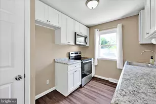 4703 Clarendon St, Harrisburg, PA 17109 - Photo 11