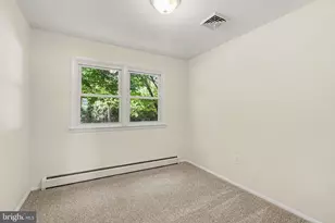 4722 Clarendon St, Harrisburg, PA 17109 - Photo 19