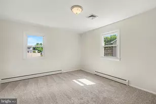 4722 Clarendon St, Harrisburg, PA 17109 - Photo 17
