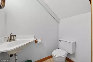 5511 N Front St, Harrisburg, PA 17110 - Photo 11