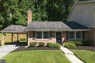 907 Rhue Haus Ln, Hummelstown, PA 17036 - Photo 3