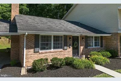 907 Rhue Haus Lane, Hummelstown, PA 17036 - Photo 5