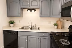 2828 Buxton Ct, Harrisburg, PA 17110 - Photo 7