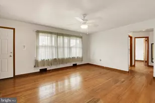 23 Shirley Dr, Middletown, PA 17057 - Photo 5