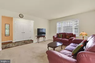 925 Woodridge Dr, Middletown, PA 17057 - Photo 9