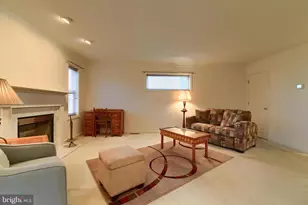 215 Meadow Ln, Harrisburg, PA 17112 - Photo 7