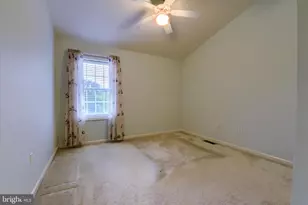 215 Meadow Ln, Harrisburg, PA 17112 - Photo 25