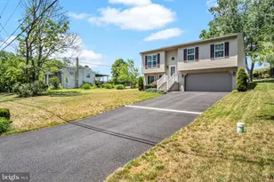 7808 Dewey Dr, Harrisburg, PA 17112 - Photo 25