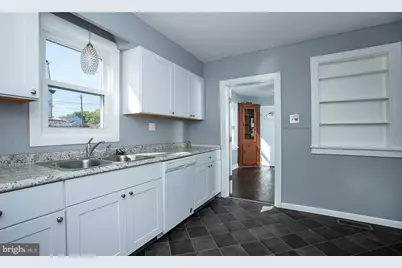 340 S Wood Street, Middletown, PA 17057 - Photo 9