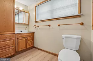 469 Hoffman Dr, Harrisburg, PA 17111 - Photo 17