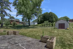 681 N 67th St, Harrisburg, PA 17111 - Photo 31