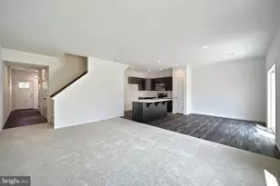 7859 Briarwood Dr, Harrisburg, PA 17112 - Photo 3