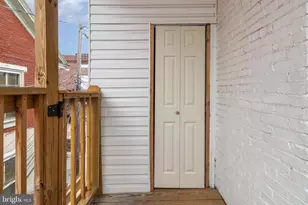 1353 Howard St, Harrisburg, PA 17104 - Photo 11
