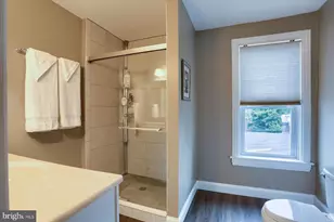 233 Hamilton St, Harrisburg, PA 17102 - Photo 25