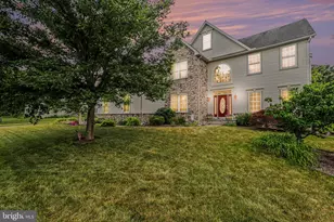 7329 Cobble Stone Dr, Harrisburg, PA 17112 - Photo 1