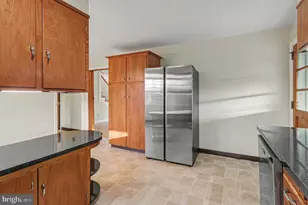 442 W Caracas Ave, Hershey, PA 17033 - Photo 9