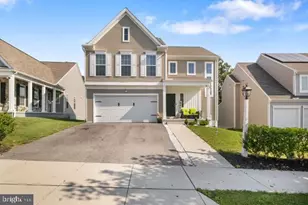 1744 Driftstone Dr, Harrisburg, PA 17110 - Photo 1