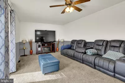 2413 Wicklow Drive, Harrisburg, PA 17112 - Photo 9