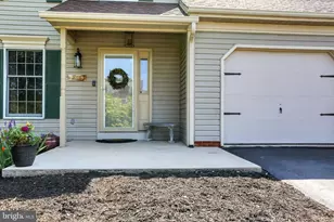 2413 Wicklow Dr, Harrisburg, PA 17112 - Photo 3