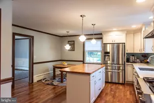 371 Elm Ave, Hershey, PA 17033 - Photo 7