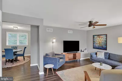 225 E Glenn Road, Hershey, PA 17033 - Photo 3