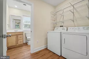 252 E Areba Ave, Hershey, PA 17033 - Photo 15