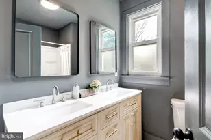 1421 E Derry Rd, Hershey, PA 17033 - Photo 17