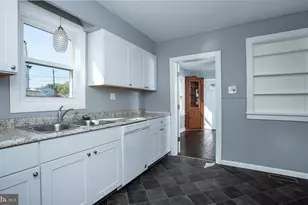 340 S Wood St, Middletown, PA 17057 - Photo 9