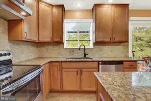6504 Carmen Ct, Harrisburg, PA 17112 - Photo 11