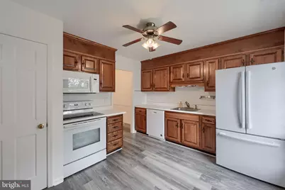 443 W Caracas Avenue W, Hershey, PA 17033 - Photo 17
