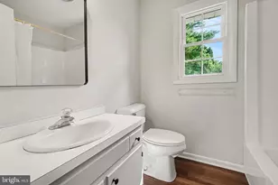 3818 Burton Ln, Harrisburg, PA 17110 - Photo 19