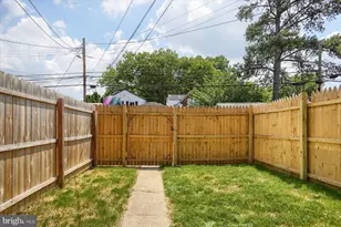 3117 N 6th St, Harrisburg, PA 17110 - Photo 23