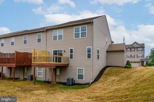 6137 Terry Davis Ct, Harrisburg, PA 17111 - Photo 7