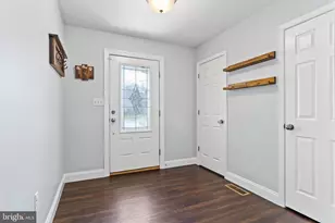 2744 Post Dr, Harrisburg, PA 17112 - Photo 5