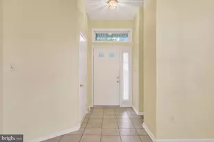 2820 Oakwood Dr, Harrisburg, PA 17110 - Photo 3