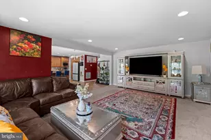 1722 Bradley Dr, Harrisburg, PA 17110 - Photo 17