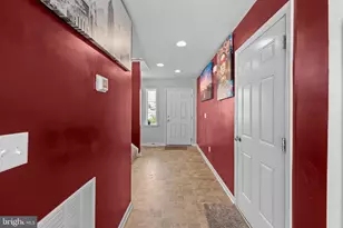 1722 Bradley Dr, Harrisburg, PA 17110 - Photo 11