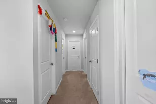 1722 Bradley Dr, Harrisburg, PA 17110 - Photo 37